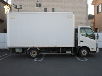 トヨタダイナアルミバン小型（2t・3t）[写真05]