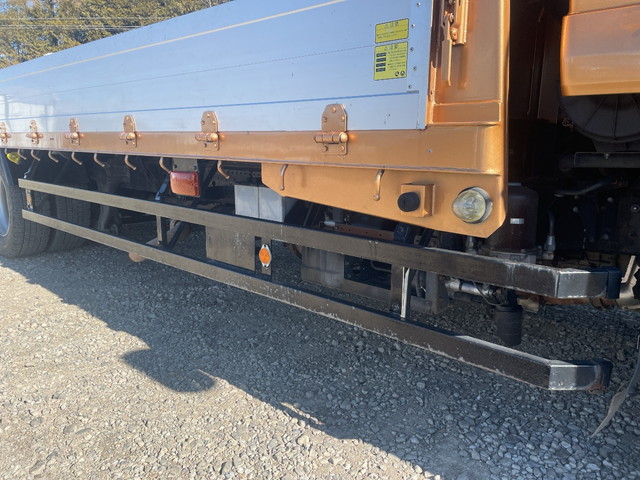 いすゞフォワードアルミブロック増トン（6t・8t）[写真15]