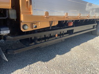 いすゞフォワードアルミブロック増トン（6t・8t）[写真16]