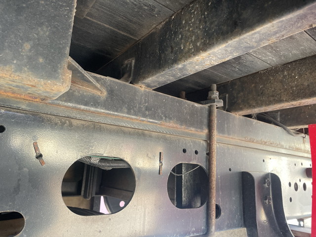 いすゞフォワードアルミブロック増トン（6t・8t）[写真21]