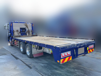 いすゞフォワードセルフローダー増トン（6t・8t）[写真02]