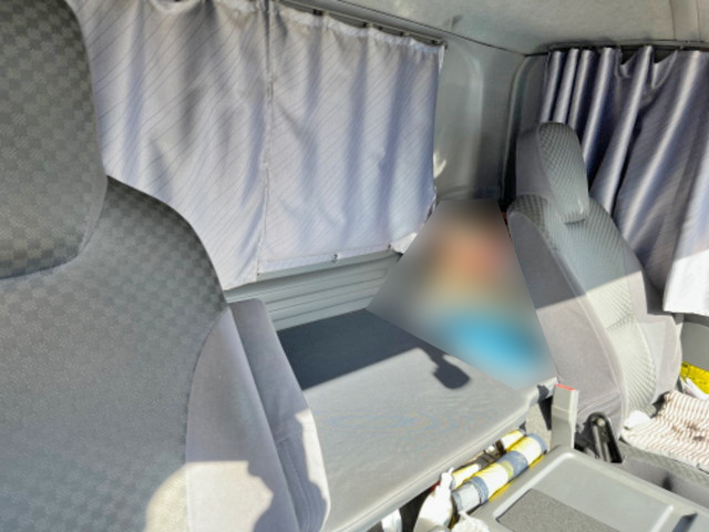 いすゞフォワードセルフローダー増トン（6t・8t）[写真32]