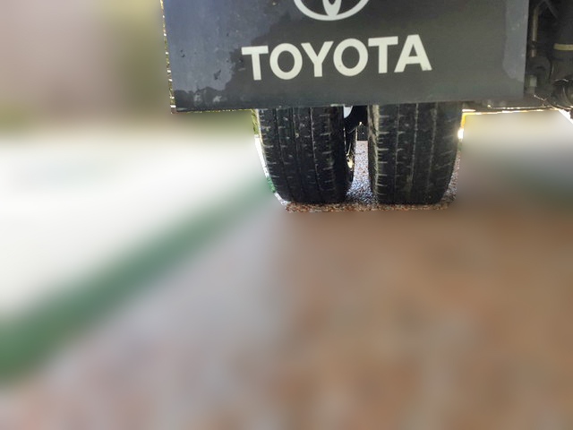 トヨタトヨエース平ボディ小型（2t・3t）[写真15]