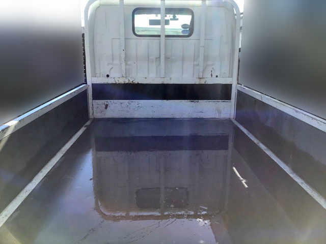 トヨタトヨエース平ボディ小型（2t・3t）[写真09]