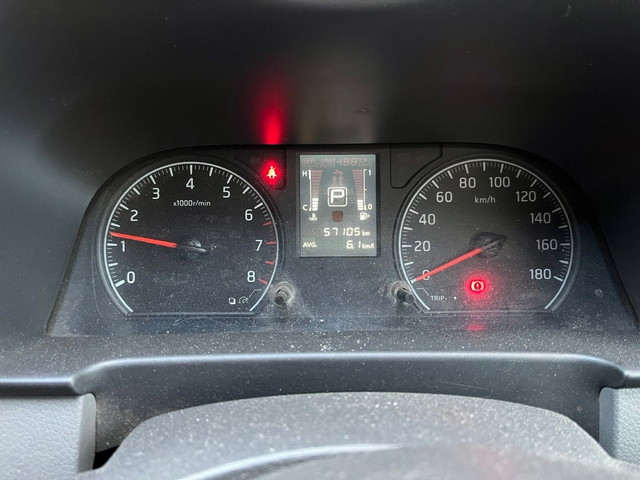 三菱ふそうキャラバンバン小型（2t・3t）[写真12]