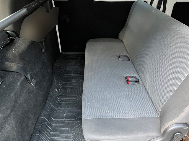 三菱ふそうキャラバンバン小型（2t・3t）[写真06]