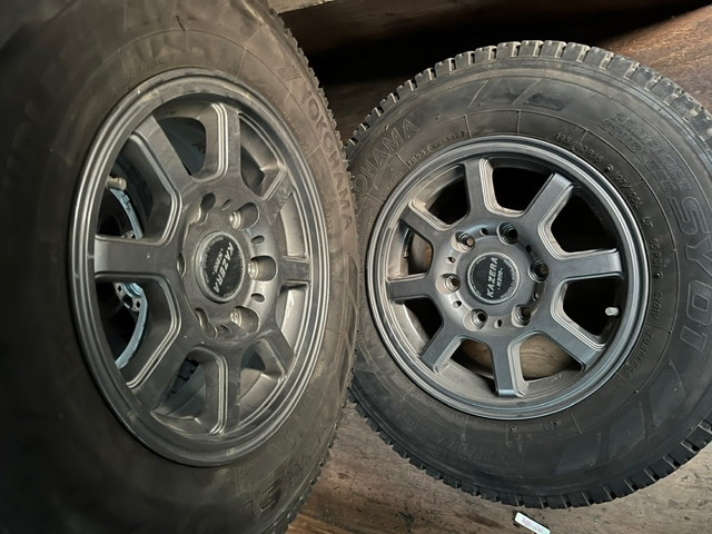 三菱ふそうキャラバンバン小型（2t・3t）[写真09]