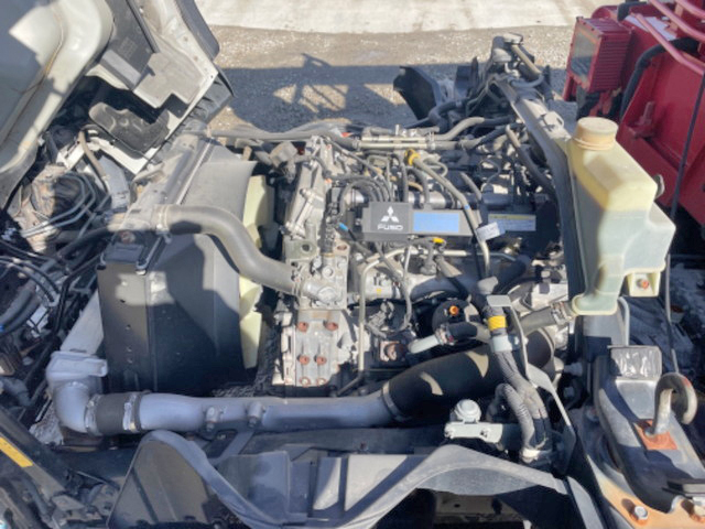 三菱ふそうキャンタークレーン4段小型（2t・3t）[写真19]