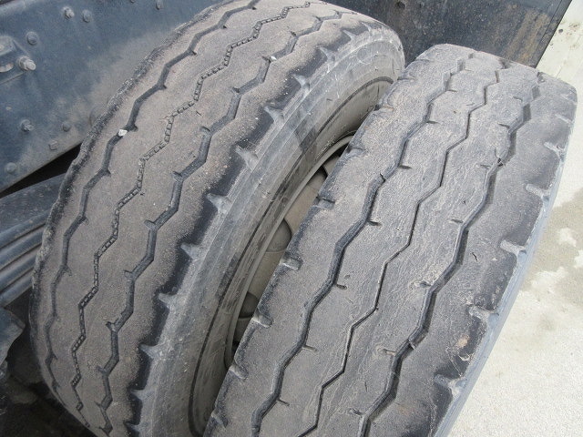 三菱ふそうスーパーグレートダンプ大型（10t）[写真22]