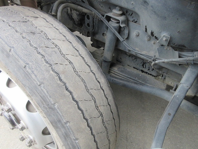 三菱ふそうスーパーグレートダンプ大型（10t）[写真28]