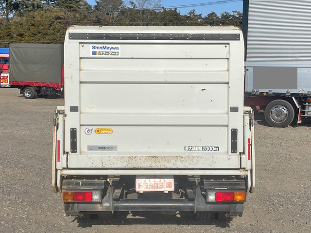 三菱ふそうキャンター平ボディ小型（2t・3t）[写真10]