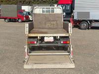 三菱ふそうキャンター平ボディ小型（2t・3t）[写真11]