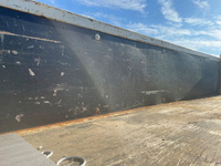 三菱ふそうキャンター平ボディ小型（2t・3t）[写真13]