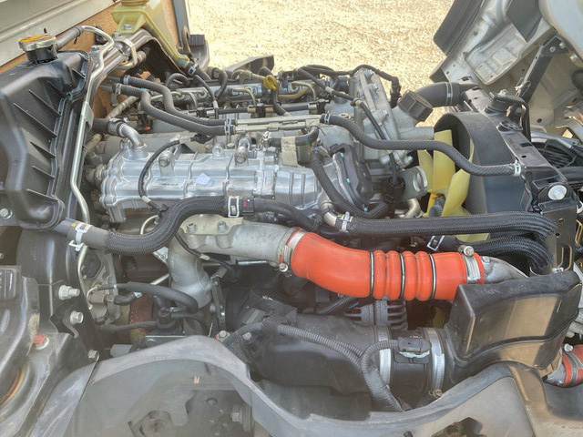 三菱ふそうキャンター平ボディ小型（2t・3t）[写真26]