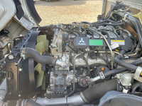 三菱ふそうキャンター平ボディ小型（2t・3t）[写真27]