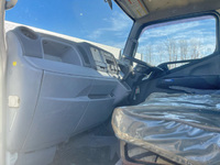 三菱ふそうキャンター平ボディ小型（2t・3t）[写真31]