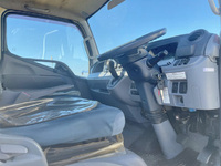 三菱ふそうキャンター平ボディ小型（2t・3t）[写真35]