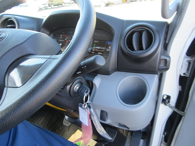 トヨタダイナクレーン4段小型（2t・3t）[写真29]