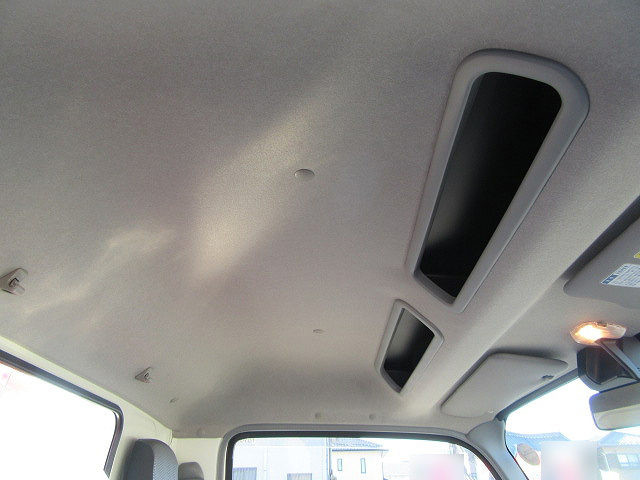 トヨタダイナクレーン4段小型（2t・3t）[写真31]