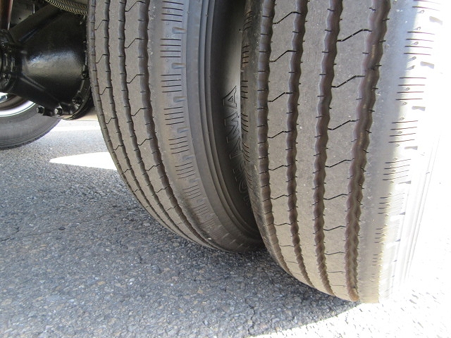 三菱ふそうキャンター冷凍車（冷蔵車）小型（2t・3t）[写真20]