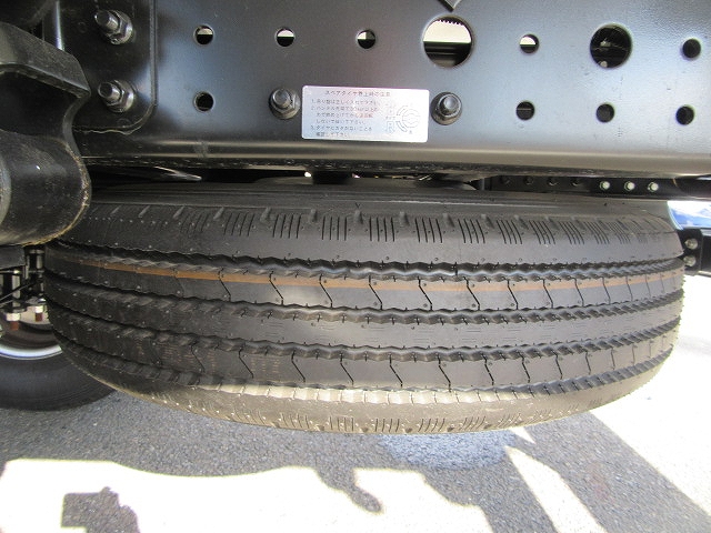 三菱ふそうキャンター冷凍車（冷蔵車）小型（2t・3t）[写真21]