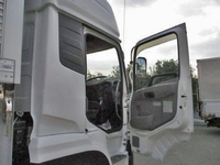 UDトラックスクオンアルミウイング大型（10t）[写真15]