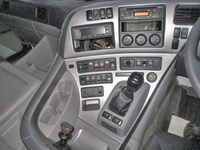 UDトラックスクオンアルミウイング大型（10t）[写真17]