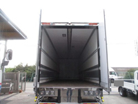 UDトラックスクオンアルミウイング大型（10t）[写真05]