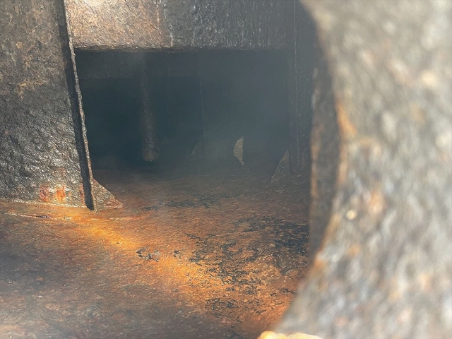 いすゞエルフバキュームカー小型（2t・3t）[写真18]