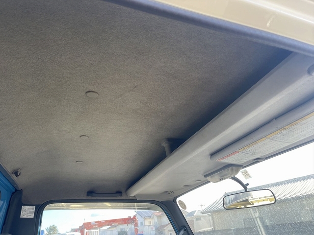 いすゞエルフバキュームカー小型（2t・3t）[写真24]