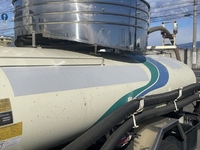 いすゞエルフバキュームカー小型（2t・3t）[写真07]