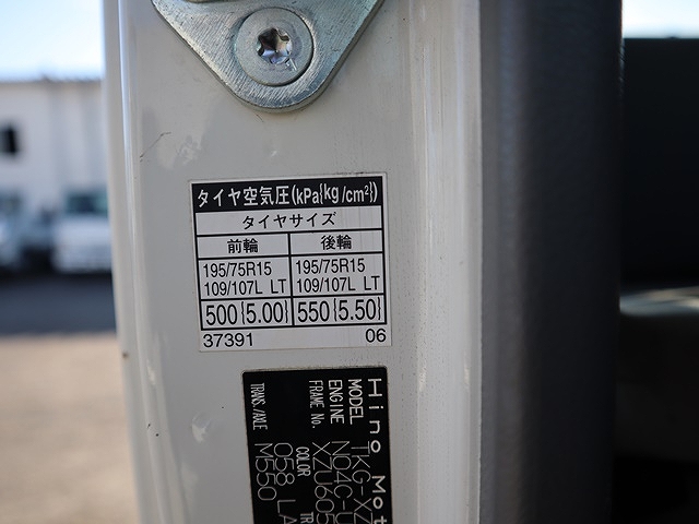 日野デュトロダブルキャブ（Wキャブ）小型（2t・3t）[写真15]