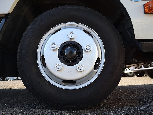 日野デュトロダブルキャブ（Wキャブ）小型（2t・3t）[写真16]