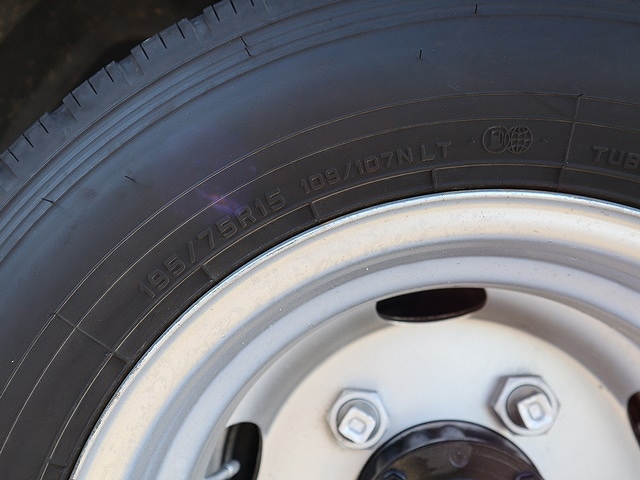 日野デュトロダブルキャブ（Wキャブ）小型（2t・3t）[写真25]