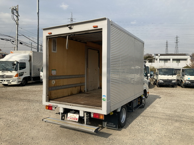 日野デュトロアルミバン小型（2t・3t）[写真03]