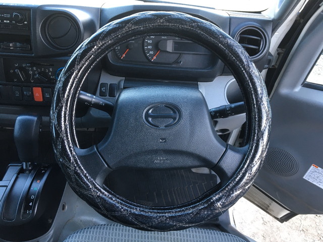 日野デュトロアルミバン小型（2t・3t）[写真33]