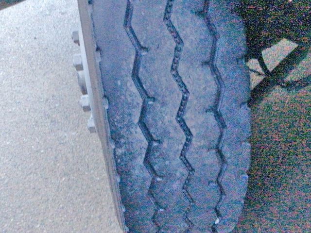 いすゞギガダンプ大型（10t）[写真15]