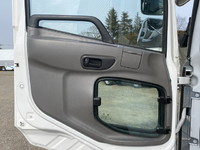 UDトラックスクオンアルミウイング大型（10t）[写真25]