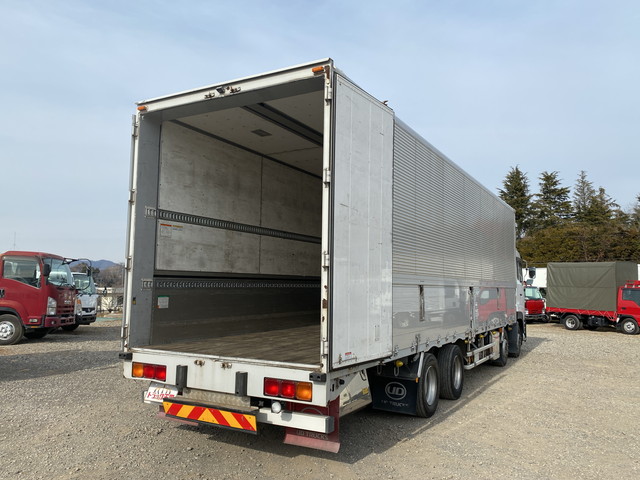 UDトラックスクオンアルミウイング大型（10t）[写真03]