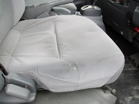 いすゞエルフ冷凍車（冷蔵車）小型（2t・3t）[写真08]