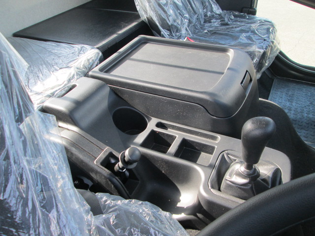 三菱ふそうファイターアルミブロック中型（4t）[写真16]