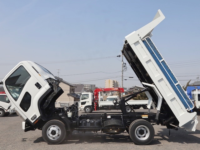 いすゞフォワードダンプ中型（4t）[写真09]