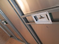 三菱ふそうキャンターアルミバン小型（2t・3t）[写真05]