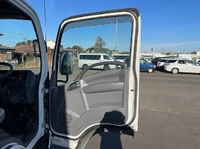 いすゞエルフアルミバン小型（2t・3t）[写真20]