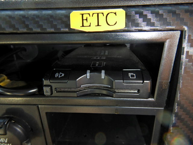 日野レンジャー平ボディ中型（4t）[写真16]