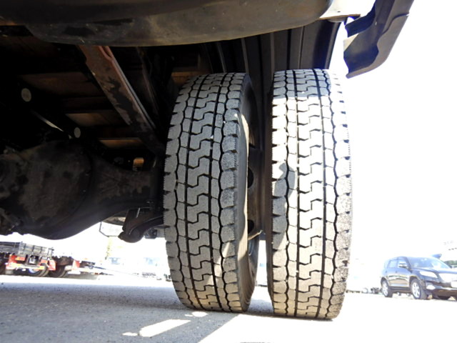 日野レンジャー平ボディ中型（4t）[写真20]