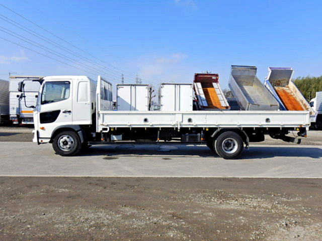 日野レンジャー平ボディ中型（4t）[写真04]