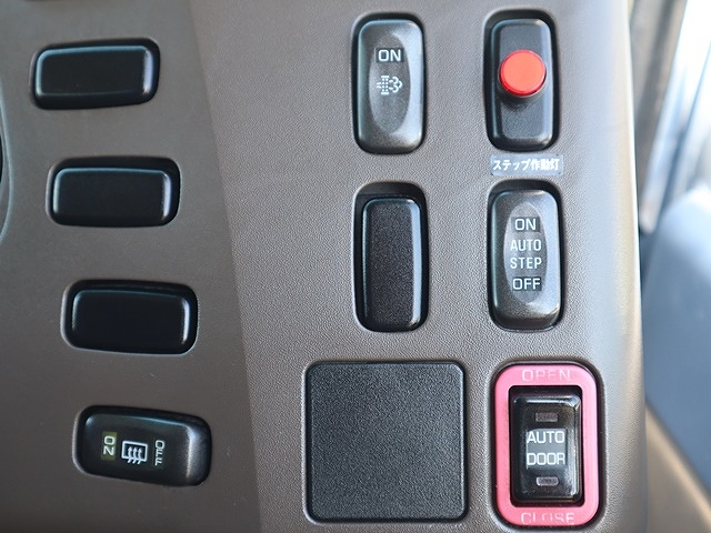 三菱ふそうローザマイクロバス[写真28]