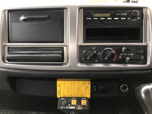 日野レンジャーダンプ中型（4t）[写真33]