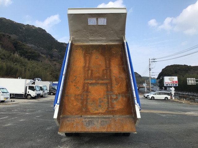 日野レンジャーダンプ中型（4t）[写真09]